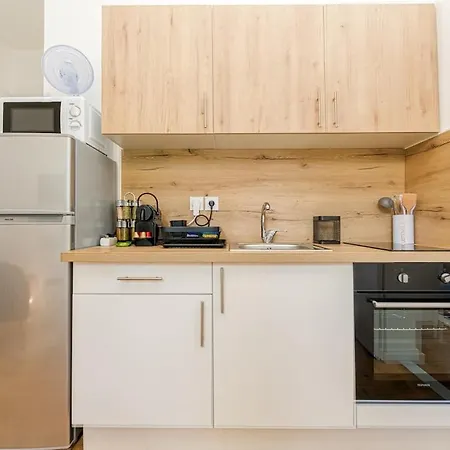 2 Pieces Confort, Deco Moderne, Wifi Fibre Appartement Grenoble